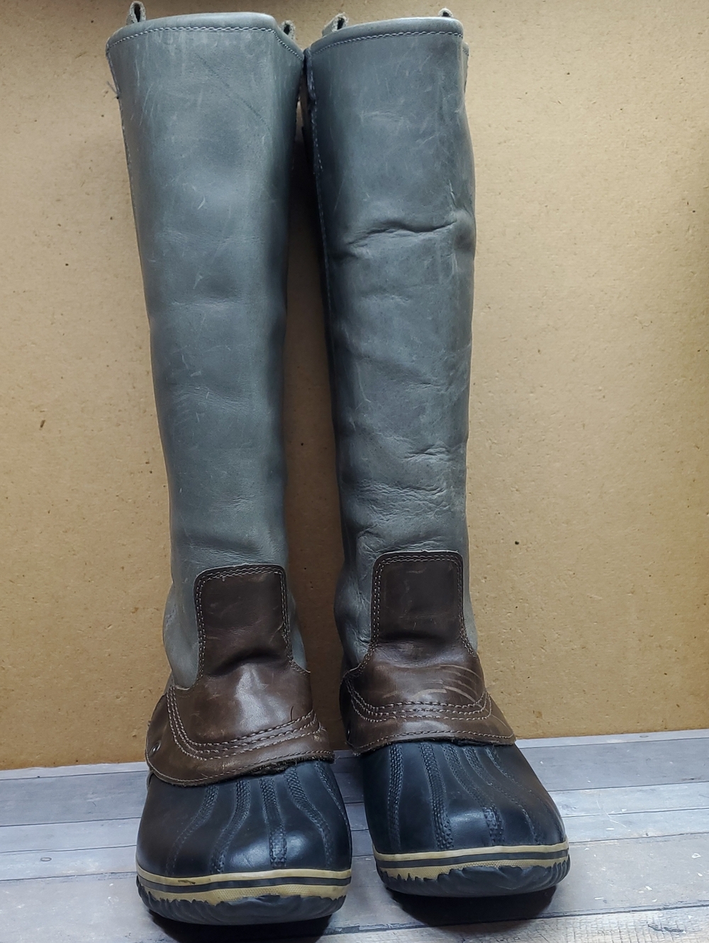Sorel Women's Slimpack Gray Leather Round Toe Riding Boots Size 8.5 NL2007-051